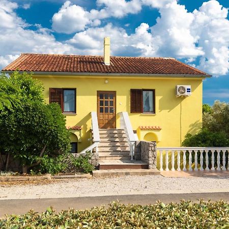 Apartment Drago *Cosy & Close To The Beach! Krk Town Exterior photo